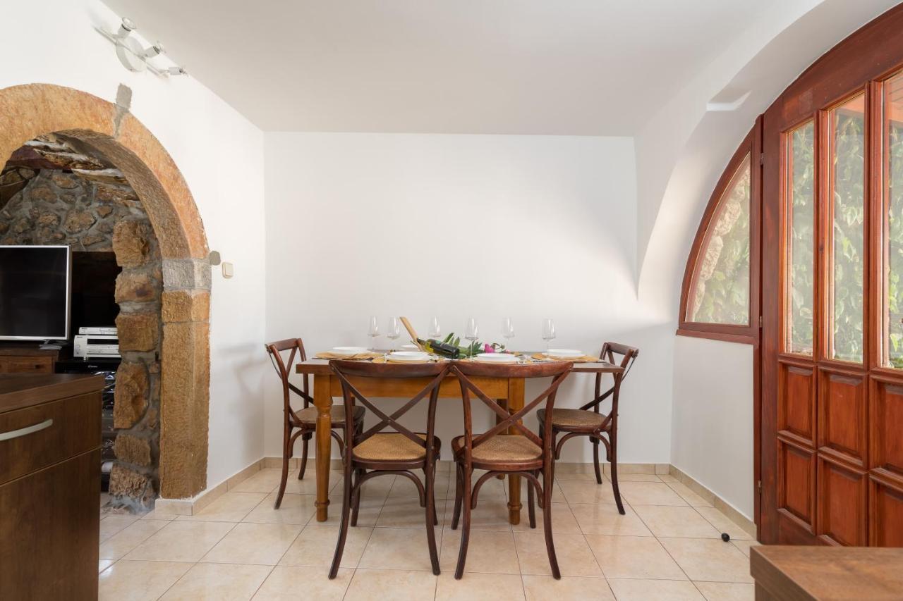 Stone Lady Holiday Home With Pool&Hot Tub,Sauna,Bbq,Garden Rasopasno Eksteriør billede