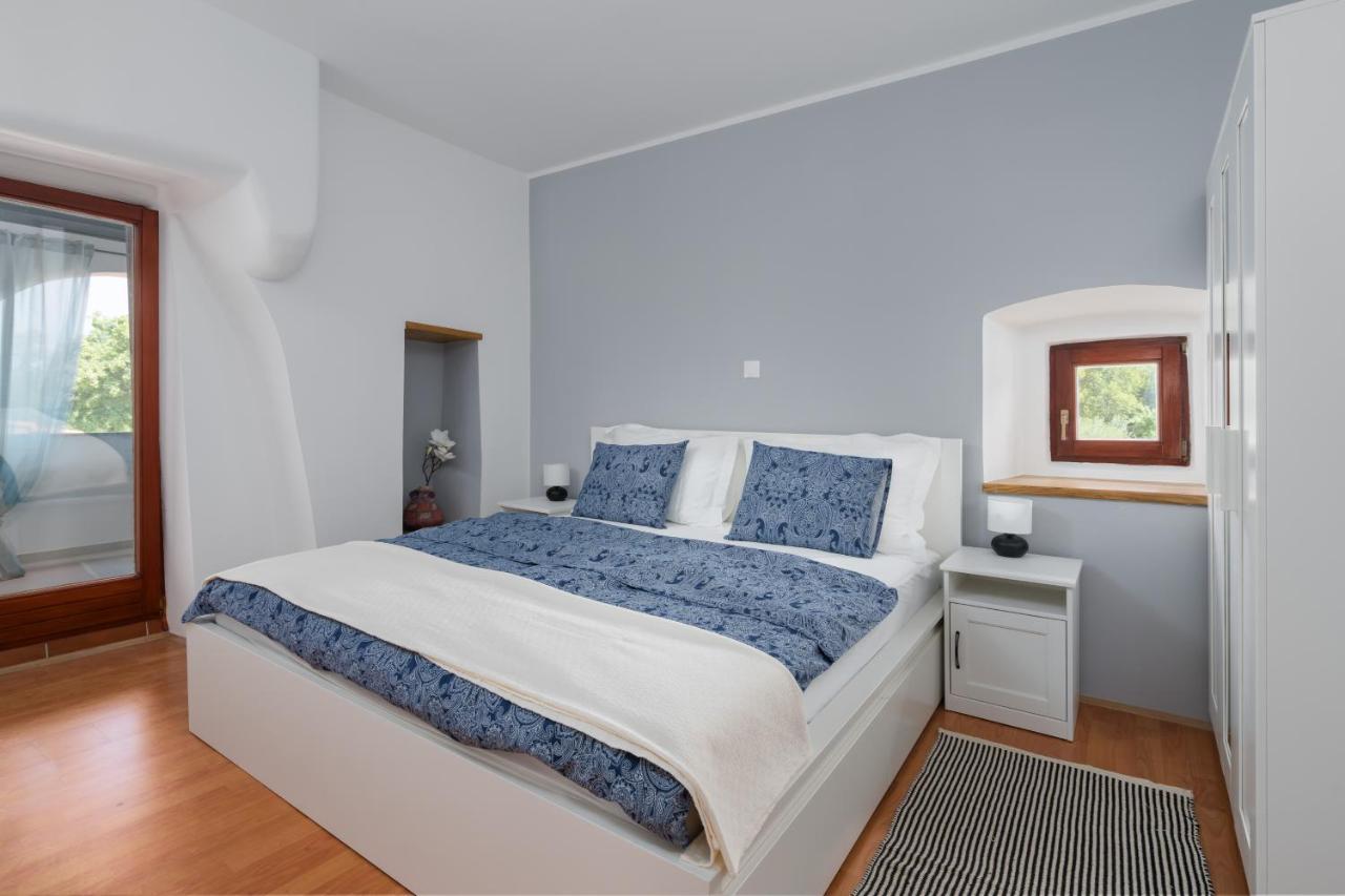 Stone Lady Holiday Home With Pool&Hot Tub,Sauna,Bbq,Garden Rasopasno Eksteriør billede